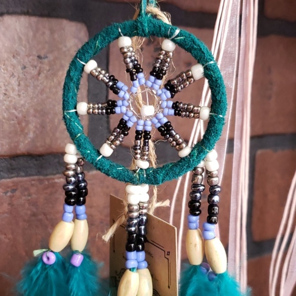 Pair of Vibrant Handmade Dreamcatchers - Picture 2 of 6